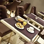 Opéra Hotel 3*