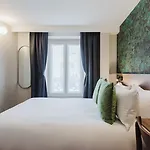Opéra 3*