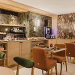 Opéra Hotel 3*
